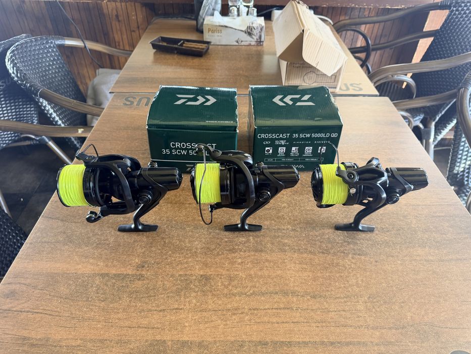 Vand 3 Mulinete Daiwa Crosscast 35 SCW 5000 LD QD impecabile