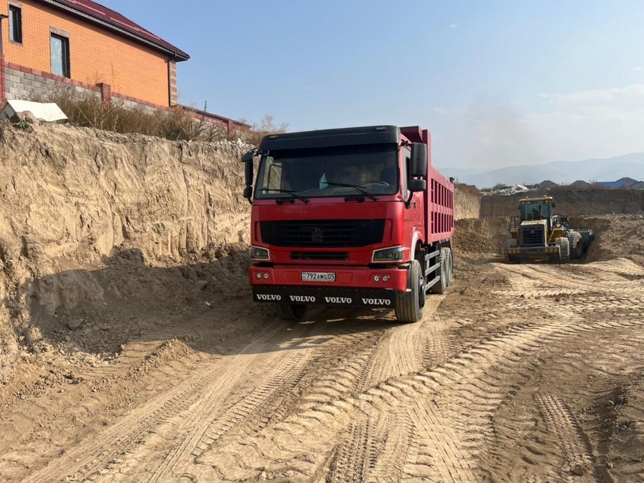 Самосвал вывоз мусора