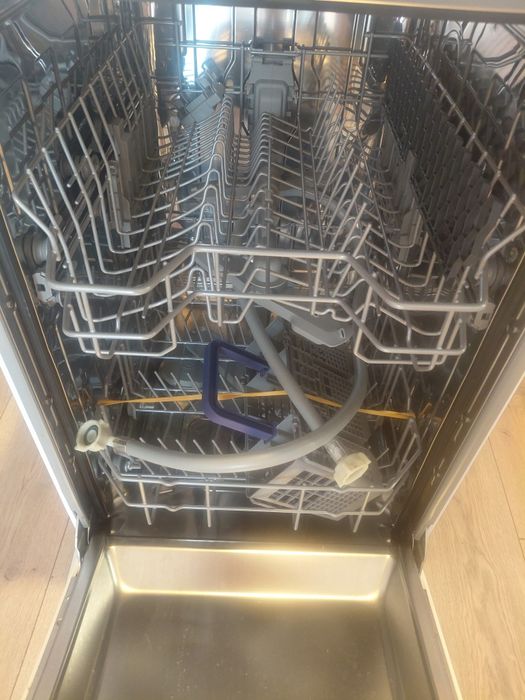 Продам посудомоечную машину Beko б/у