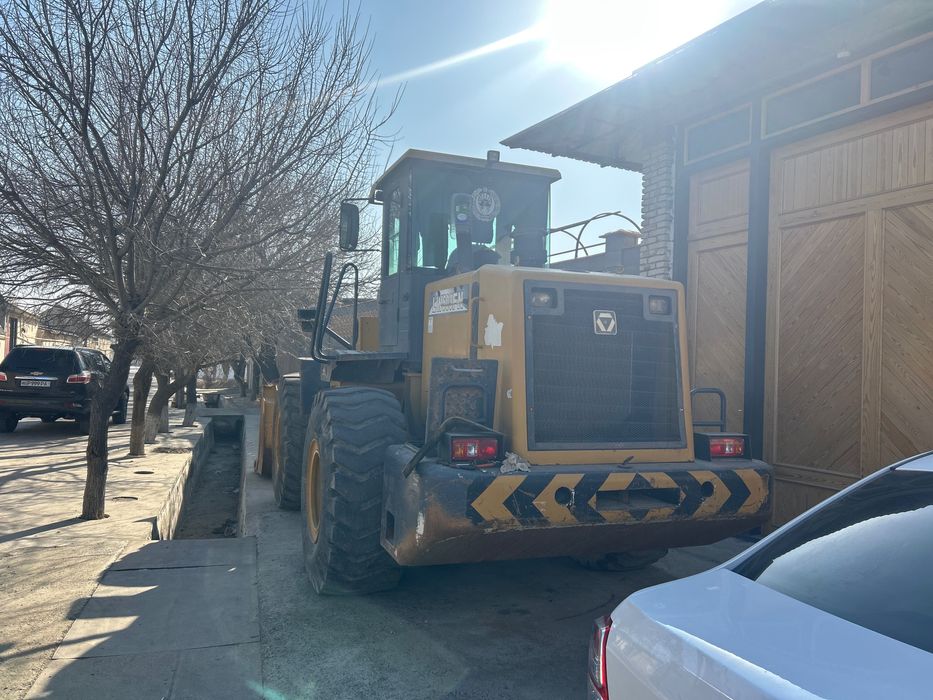 Аренда Погрузчик 3 куб