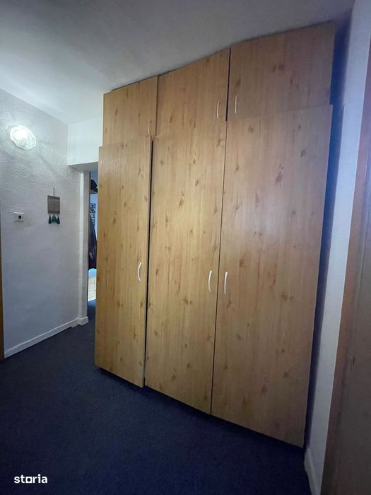 Apartament de vânzare 3 camere zona Sens