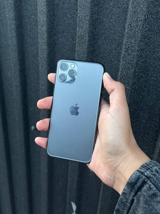 iPhone 11 pro с коропкой