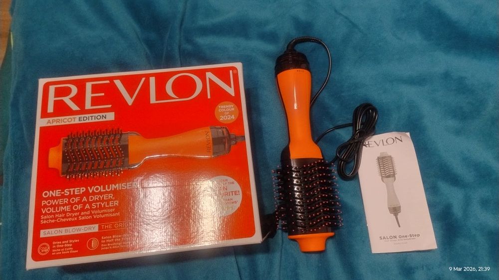 Perie Revlon one-step volumiser