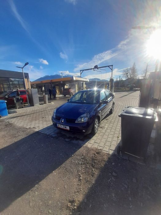 Vand renault simbol motor defect pentru programul rabla sau dezmebrat