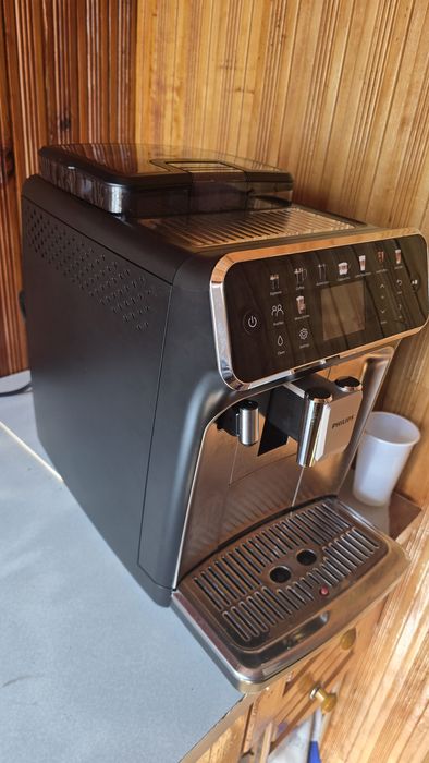 Кафемашина робот Philips 5500
