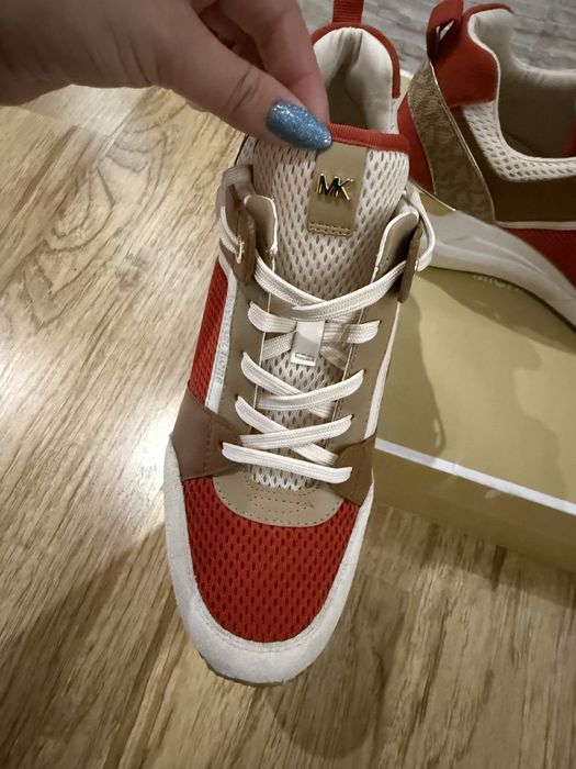 УНИКАЛНИ Michael Kors Original 38,5 номер