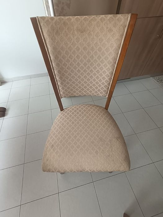 Продам стол и стулья