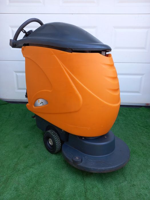 Mașina de spălat pardoseli Taski 855 Santandrei • OLX.ro