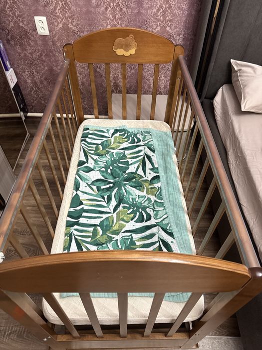 Детская кроватка