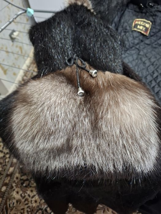 Шуба нутриевая продам