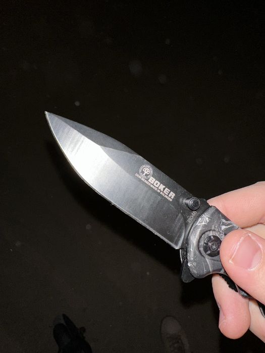 Нож Surviver 1100, не използван. ЦЕНАТА СЕ КОМЕНТИРА