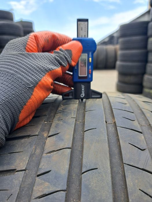 Anvelope de vara 235-35r19 Tomket