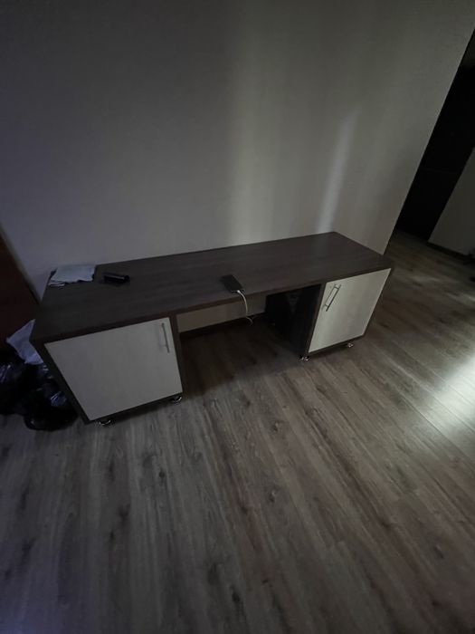 Продается столы 10000