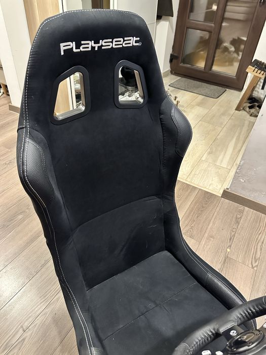 Volan Logitech G920 pentru Xbox + scaun Playset