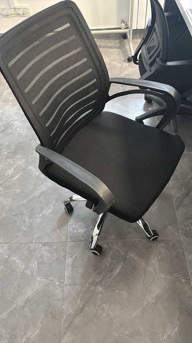 ПРОДАЕТСЯ стулья для офиса оптом