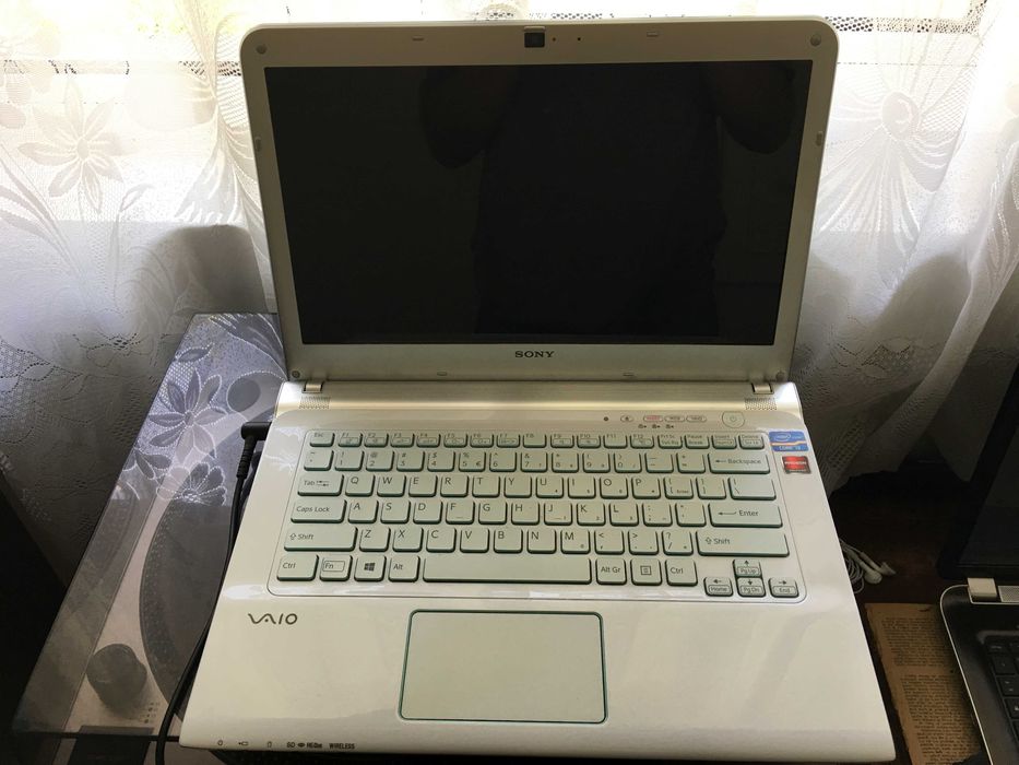 Laptop Sony Vayo HP