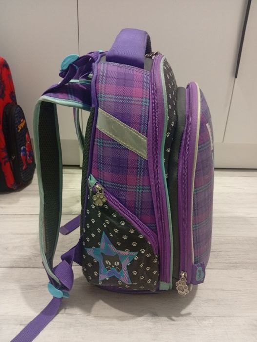 Продам рюкзак для девочки