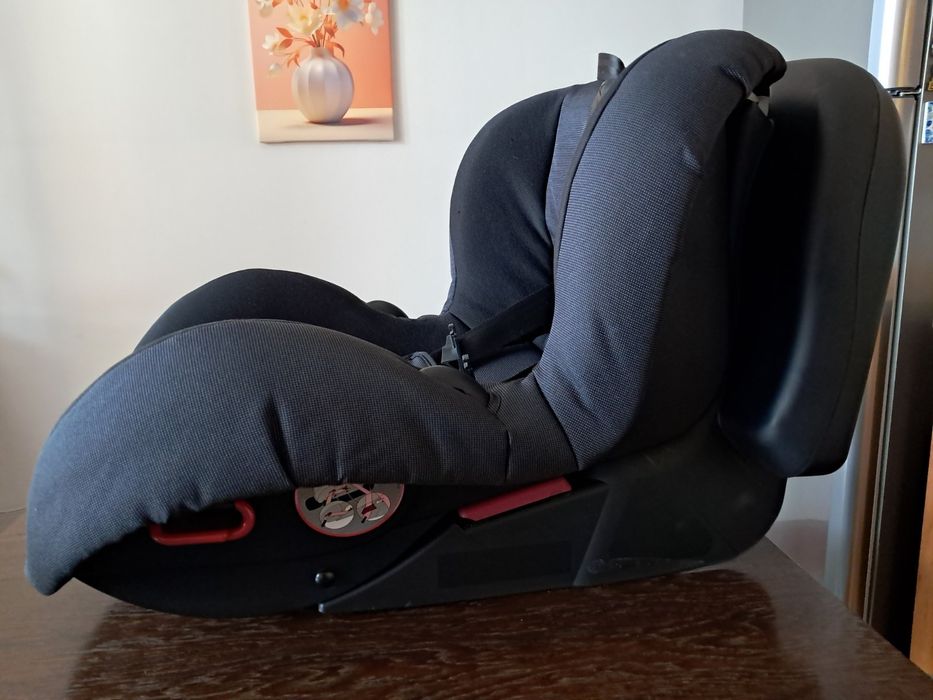 Детско стоолче за кола Maxi Cosi