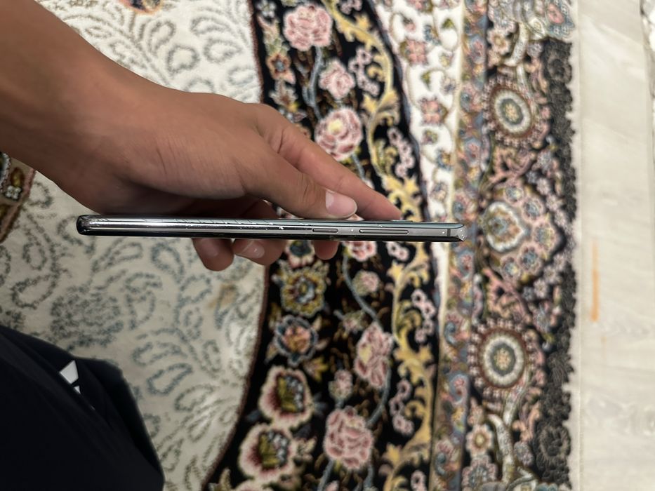 Realme gt edition, Samsung s10+