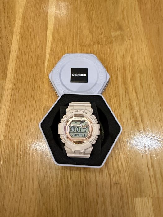 Чисто нов Casio G-SHOCK GMD-B800-4ER