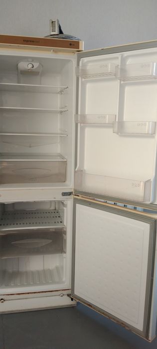 Продам холодильник б/у