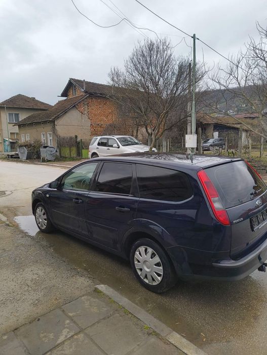 Ford focus 1.6tdci На части