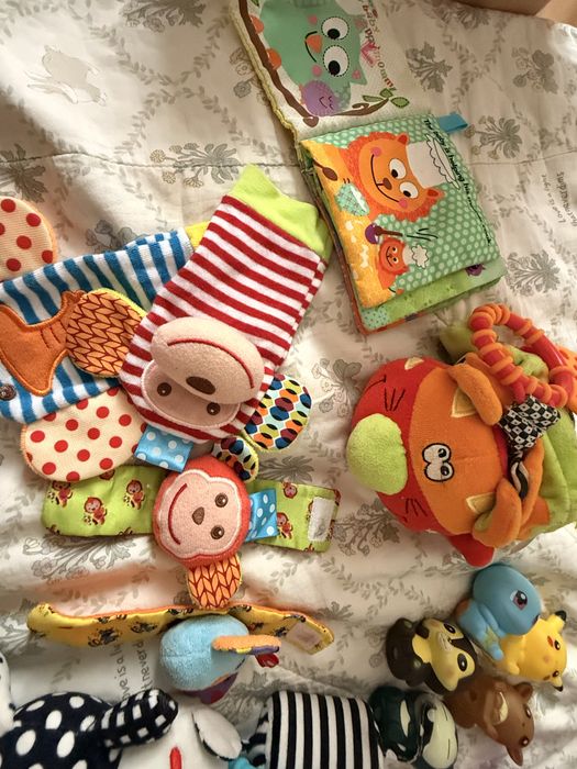Игрушки погремушки