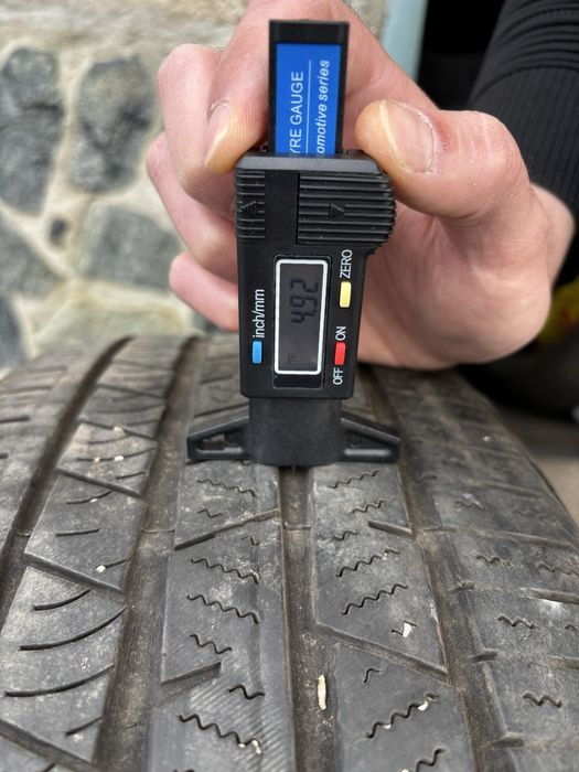 Всесезонни гуми Continental 225/60/17