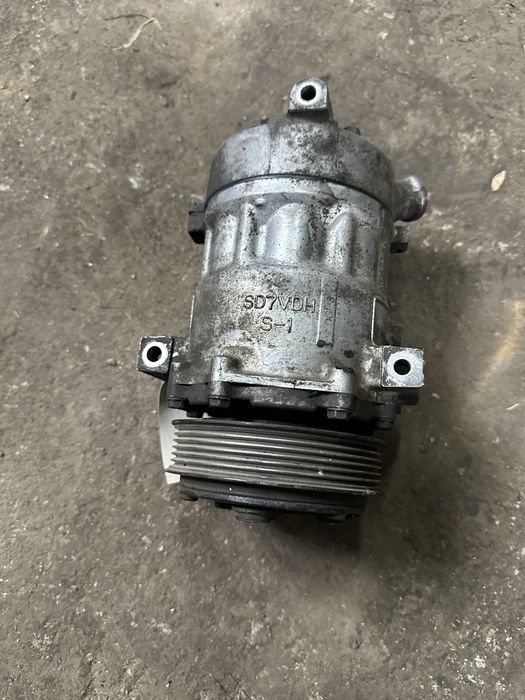 Compresor ac/clima/klima opel zafira b 1.9