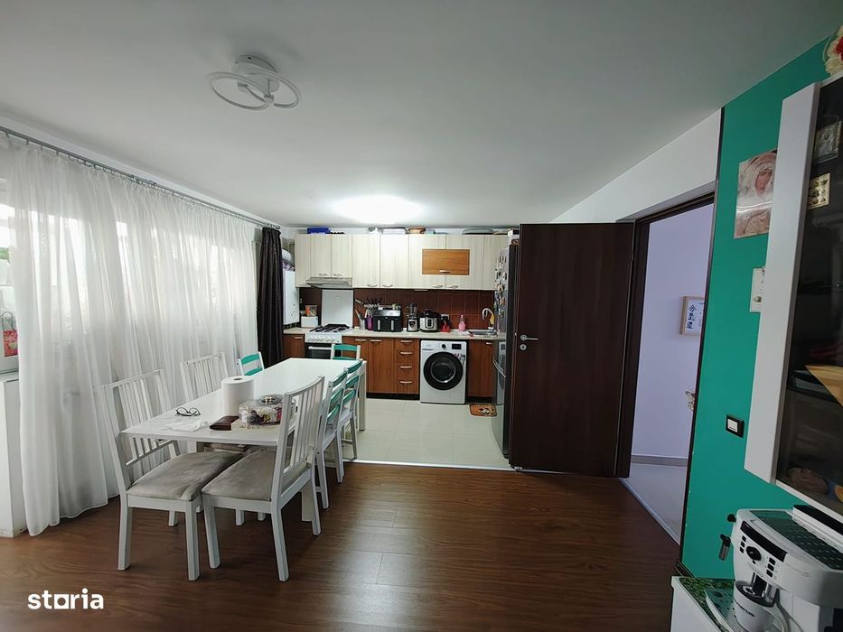 Particular vand apartament 2 camera Valea Furcii/Valea Larga, S6, Buc