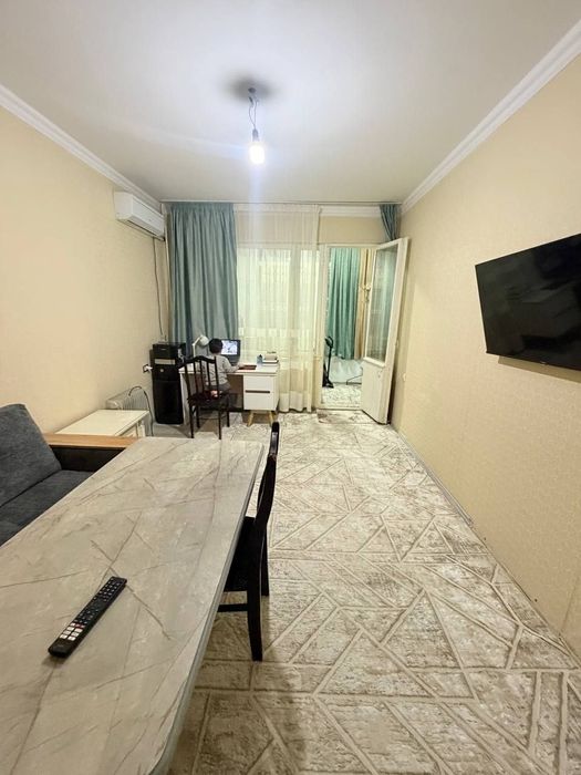 Юнусабад 11 квартал 2/1/4 (50²) продаётся квартира