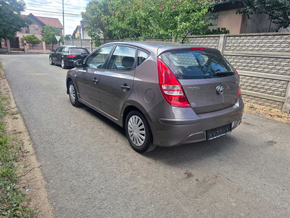 Hyundai i30 1.4 MPI Benzină 109 CP – Euro 5 – 2011