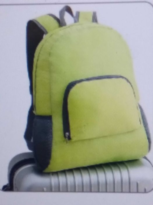 Зелена раница - лесно сгъваема, лека