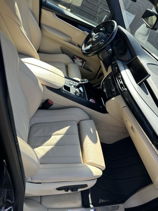 BMW X5 30D, 256 CP, X-Drive, pachet M - impecabil