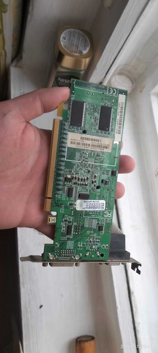 Видеокарта Radeon x300se 128mb
