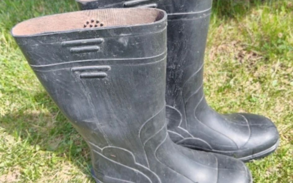 Мъжки гумени ботуши.
