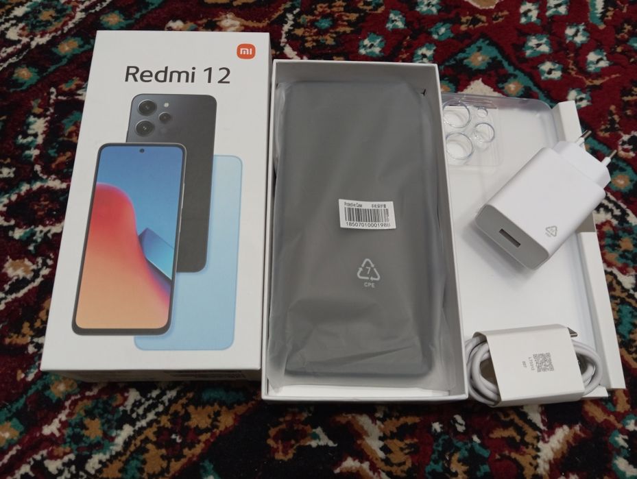 Redmi 12  yangi  ideal holatda
