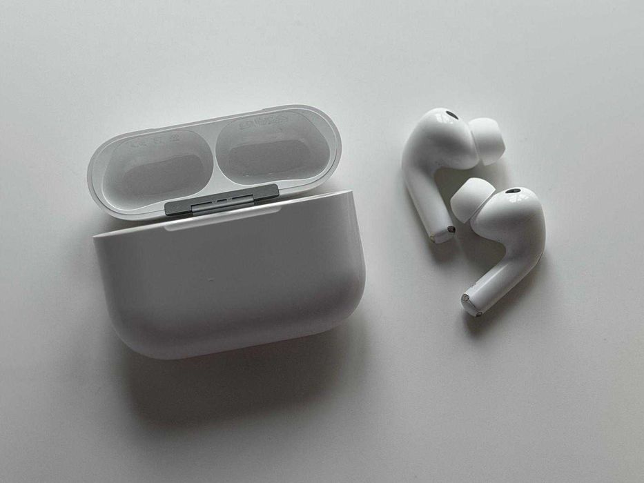 Vând AirPods 3 Pro