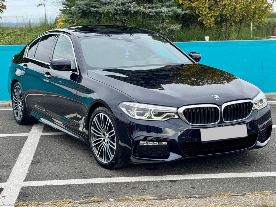 BMW Seria 5 G30/M pack/Trapa/Faruri led/Head up/Cheie display/Km Reali