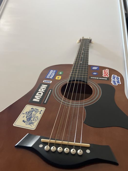 Гитара Классика Alau Цена 20.000 для новичков Торг есть