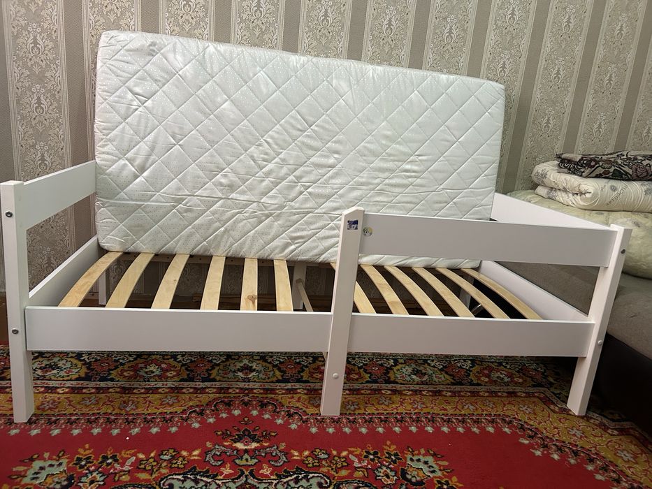 Срочно Продам детскую кровать
