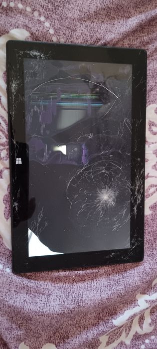 Tableta Microsoft surface cu display spart Botosani • OLX.ro
