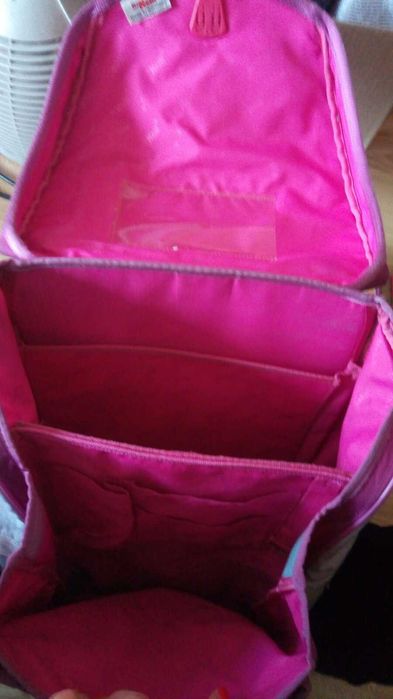 Раница за училище