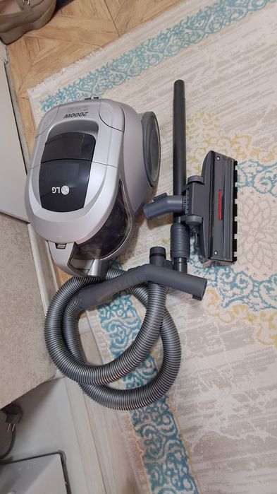 Продам пылесос лджи