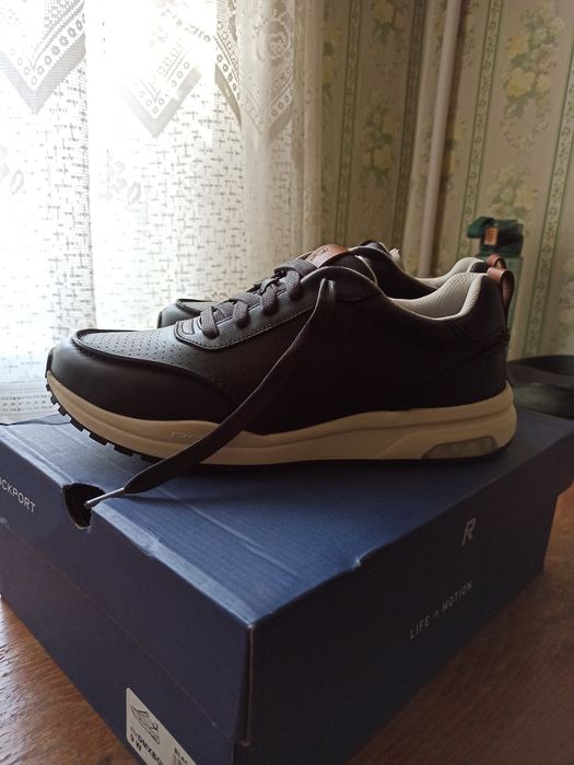 Кроссовки оригинал кожаные