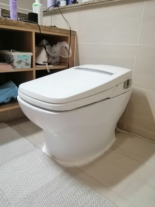 Продам унитаз корейского производства