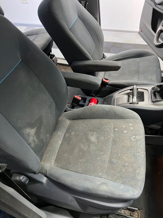 Curatare tapiterii / injectie-extractie