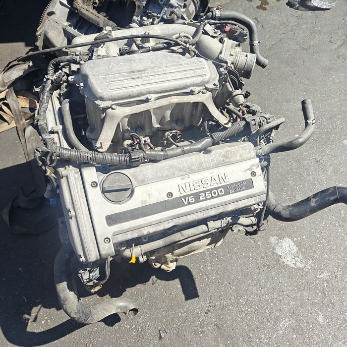 мотор двигатель VQ25 nissan