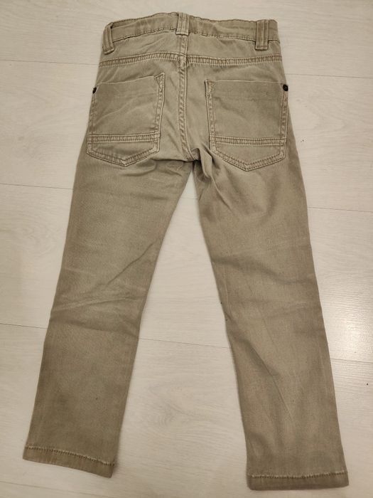 Vand pantaloni baieti 104-110