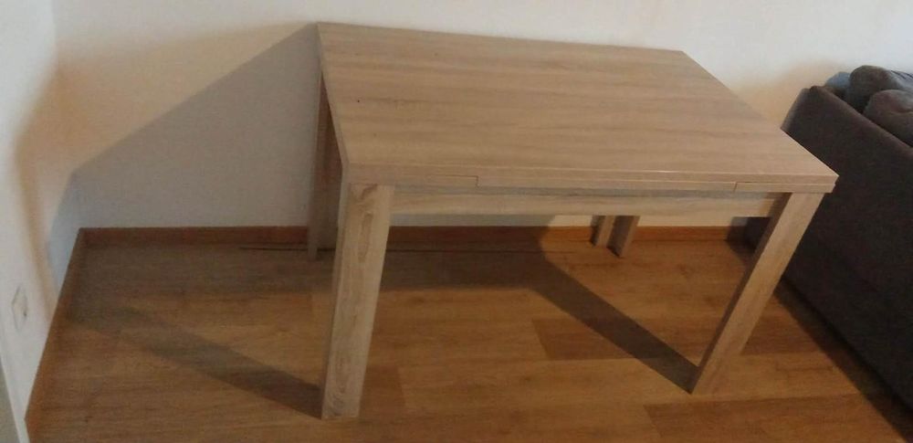 Masa extensibila cu 4 scaune